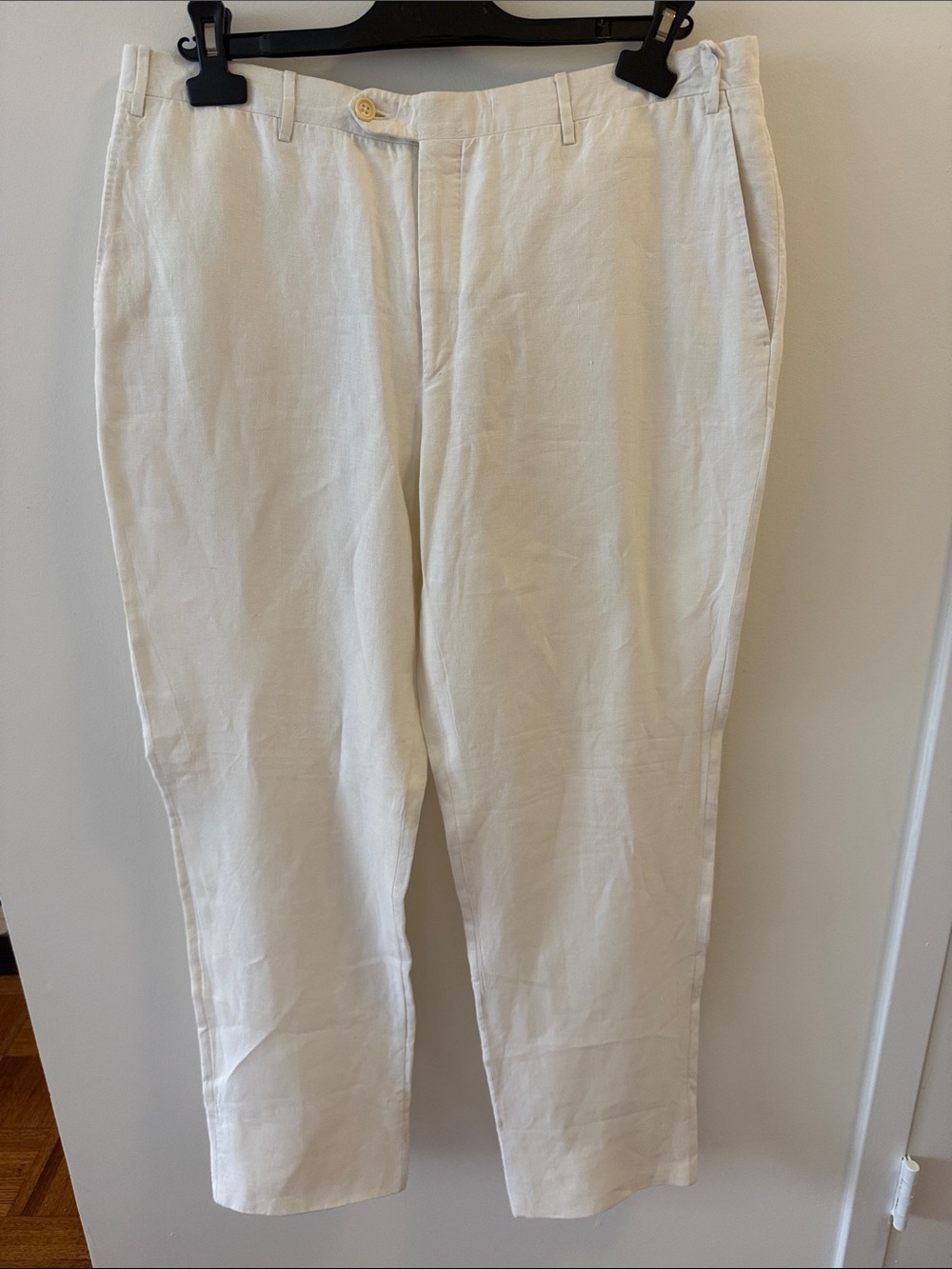 Corneliani 100 Linen Men’s Flat Front Straight Leg White Pants. Size IT 54 R.